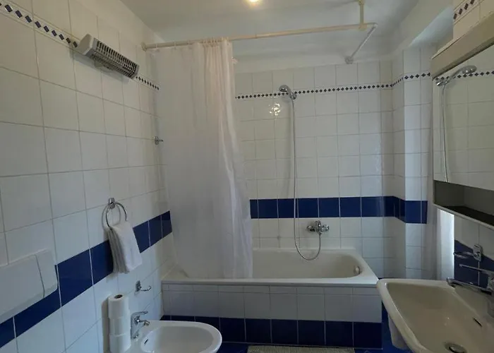 Rivellino App 1 דירה *